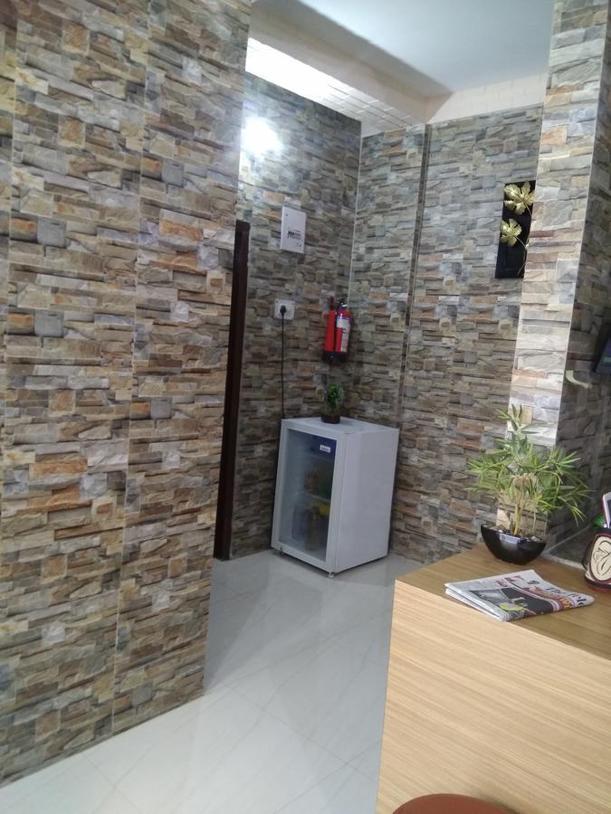 可罗里尼克尔卡塔酒店 加尔各答 外观 照片